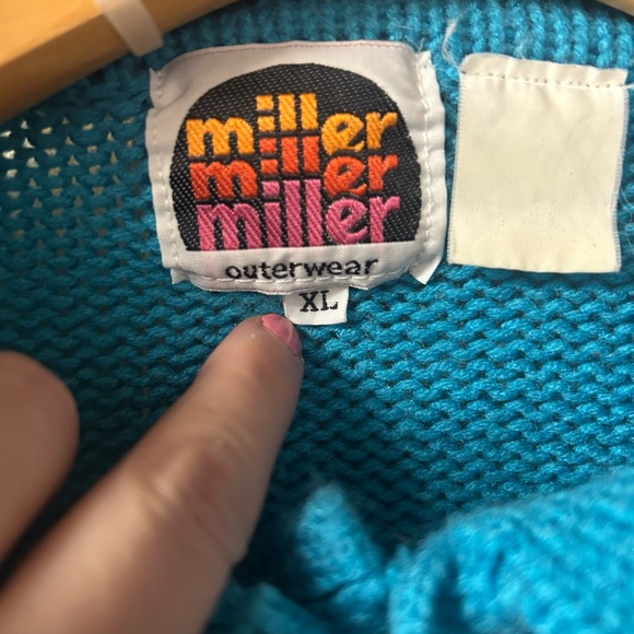 Vintage 70s Miller Outerwear Western Fringe Sweater - Picture 4 of 4